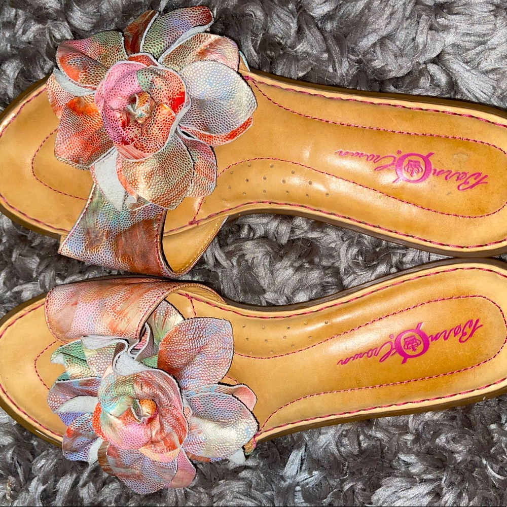 Born Crown - multi color flower - Leather